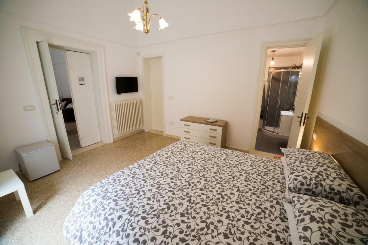 B&B Le Volte Bianche Ostuni Buitenkant foto
